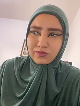 Snapshot of hannahayat chatting on December 2024 02:44:01 PM hannahayat online show from December 2024 02:44:01 PM