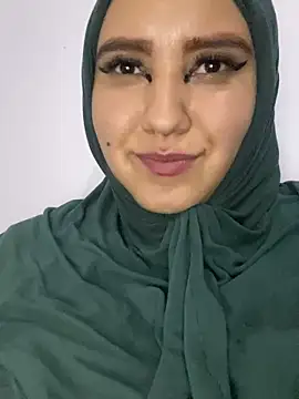 Snapshot of hannahayat chatting on December 2024 03:14:02 AM hannahayat online show from December 2024 03:14:02 AM