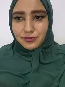 Snapshot of hannahayat chatting on December 2024 03:22:02 AM hannahayat online show from December 2024 03:22:02 AM