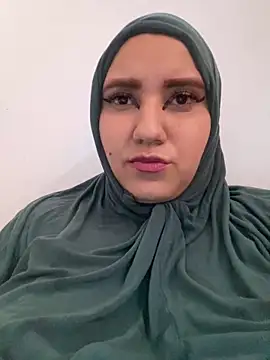 Snapshot of hannahayat chatting on December 2024 03:11:02 PM hannahayat online show from December 2024 03:11:02 PM