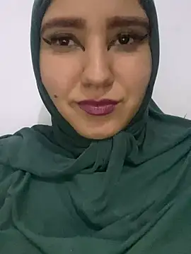 Snapshot of hannahayat chatting on December 2024 10:34:01 PM hannahayat online show from December 2024 10:34:01 PM