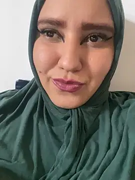 Snapshot of hannahayat chatting on December 2024 08:37:01 PM hannahayat online show from December 2024 08:37:01 PM