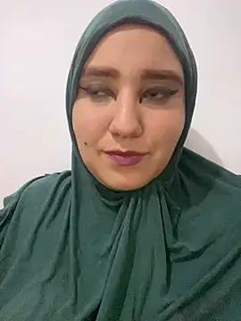 Snapshot of hannahayat chatting on December 2024 12:43:02 AM hannahayat online show from December 2024 12:43:02 AM