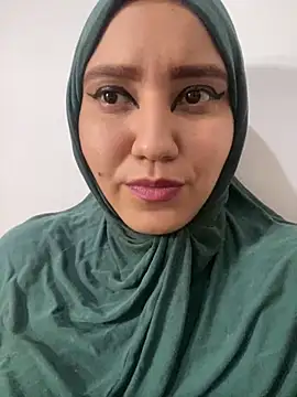 Snapshot of hannahayat chatting on January 2025 03:33:01 PM hannahayat online show from January 2025 03:33:01 PM