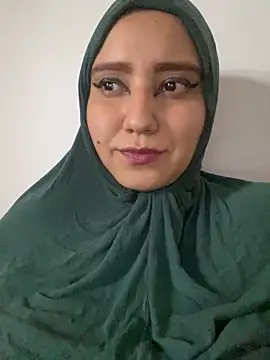 Snapshot of hannahayat chatting on January 2025 09:05:01 PM hannahayat online show from January 2025 09:05:01 PM