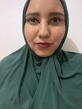 Snapshot of hannahayat chatting on January 2025 11:18:01 PM hannahayat online show from January 2025 11:18:01 PM