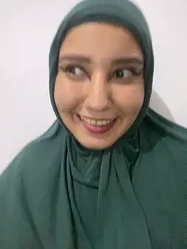 Snapshot of hannahayat chatting on January 2025 02:04:01 AM hannahayat online show from January 2025 02:04:01 AM