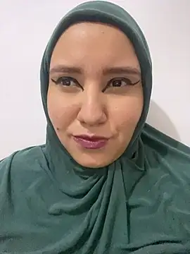 Snapshot of hannahayat chatting on January 2025 09:47:02 PM hannahayat online show from January 2025 09:47:02 PM