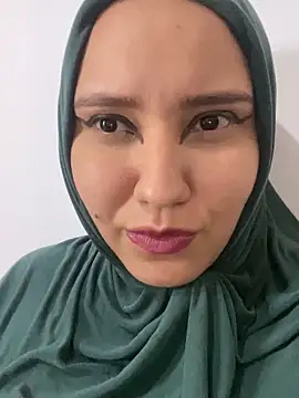 Snapshot of hannahayat chatting on January 2025 03:44:01 PM hannahayat online show from January 2025 03:44:01 PM