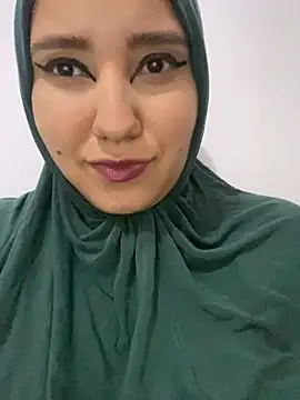 Snapshot of hannahayat chatting on February 2025 03:34:01 PM hannahayat online show from February 2025 03:34:01 PM