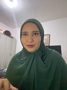 Snapshot of hannahayat chatting on February 2025 01:45:02 AM hannahayat online show from February 2025 01:45:02 AM