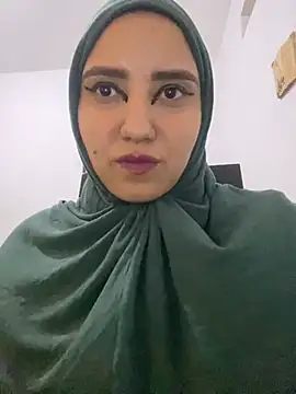 Snapshot of hannahayat chatting on March 2025 09:31:02 PM hannahayat online show from March 2025 09:31:02 PM