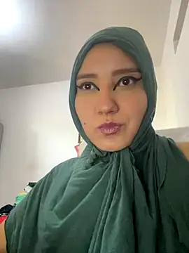 Snapshot of hannahayat chatting on September 2025 02:05:02 PM hannahayat online show from September 2025 02:05:02 PM