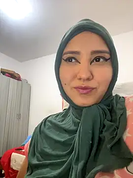 Snapshot of hannahayat chatting on September 2025 01:55:01 PM hannahayat online show from September 2025 01:55:01 PM