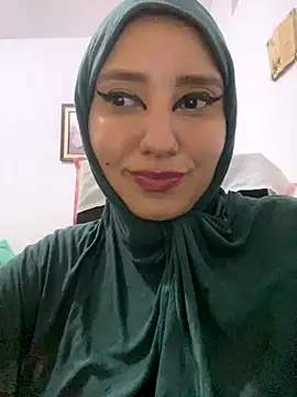 Snapshot of hannahayat chatting on September 2025 12:57:02 AM hannahayat online show from September 2025 12:57:02 AM