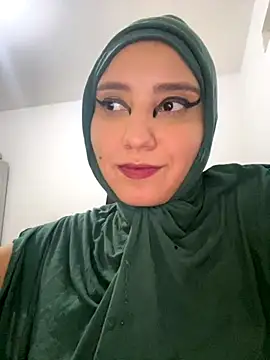 Snapshot of hannahayat chatting on October 2025 11:26:02 PM hannahayat online show from October 2025 11:26:02 PM