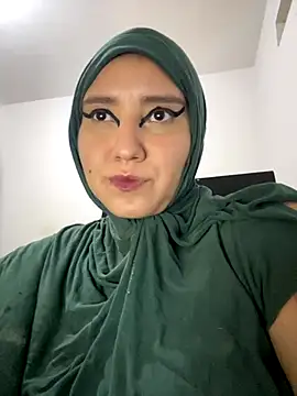 Snapshot of hannahayat chatting on October 2025 10:54:02 PM hannahayat online show from October 2025 10:54:02 PM