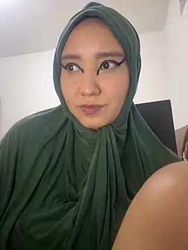 Snapshot of hannahayat chatting on November 2025 09:26:01 PM hannahayat online show from November 2025 09:26:01 PM