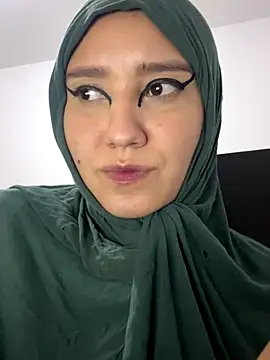 Snapshot of hannahayat chatting on November 2025 11:27:01 PM hannahayat online show from November 2025 11:27:01 PM