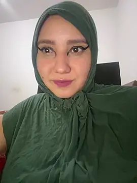 Snapshot of hannahayat chatting on February 2026 02:54:01 AM hannahayat online show from February 2026 02:54:01 AM