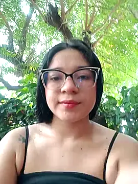 -VICKKY online show from March 2025 07:24:02 PM