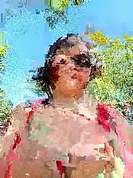 -VICKKY online show from September 2025 01:45:01 PM