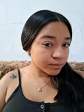 -VICKKY online show from May 2026 02:36:02 PM