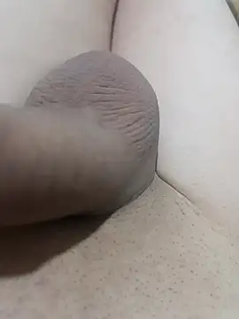 kartalgoz42 online show from December 2024 06:25:01 PM