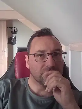 Fantaxx86 online show from April 2026 11:19:02 AM