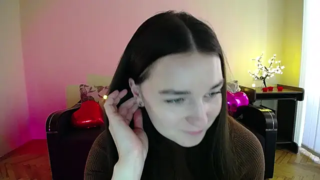 Pretty shy online show from March 2025 12:22:02 PM