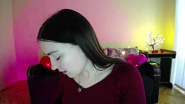 Pretty shy online show from March 2025 02:56:02 PM