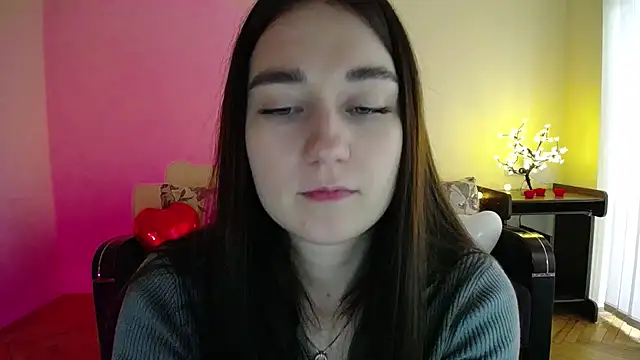 Pretty shy online show from March 2025 12:45:01 PM