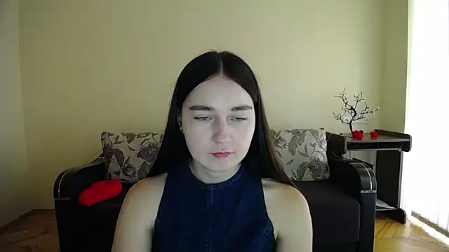 Pretty shy online show from September 2025 08:49:02 AM