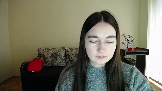 Pretty shy online show from October 2025 09:18:01 AM