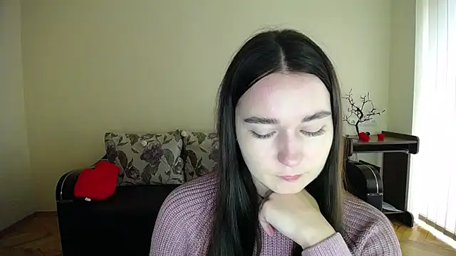 Pretty shy online show from October 2025 09:28:02 AM