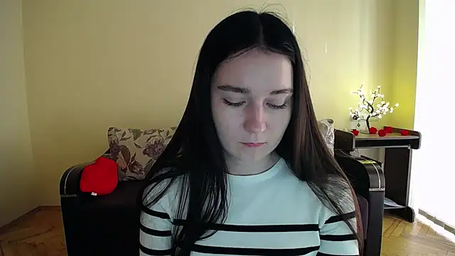 Pretty shy online show from May 2026 08:43:02 AM