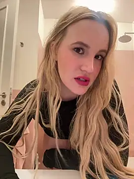 isisxoxx online show from March 2026 06:19:01 AM