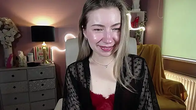 Mia Tasty online show from February 2025 11:08:02 AM