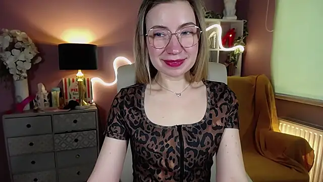 Mia Tasty online show from February 2025 10:59:02 AM