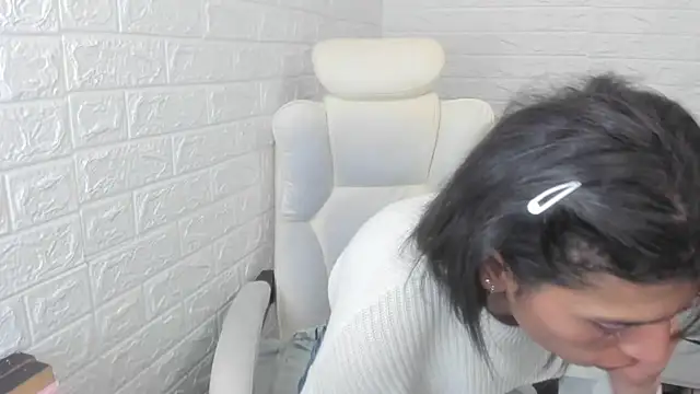 ImCrazzy online show from February 2025 06:13:01 PM