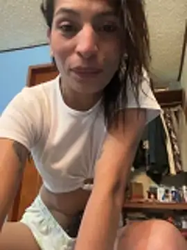 ImCrazzy online show from April 2026 02:37:01 PM