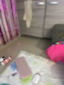 Emiily lee online show from January 2025 01:32:01 PM