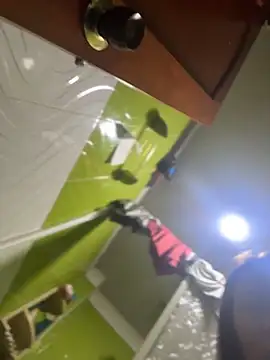 Snapshot of Emiily_lee chatting on February 2026 09:18:02 AM Emiily lee online show from February 2026 09:18:02 AM