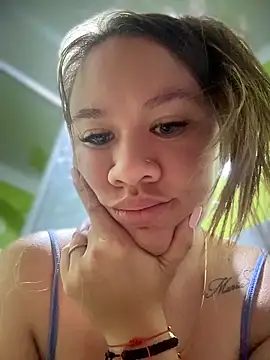 Emiily lee online show from May 2026 10:45:02 AM