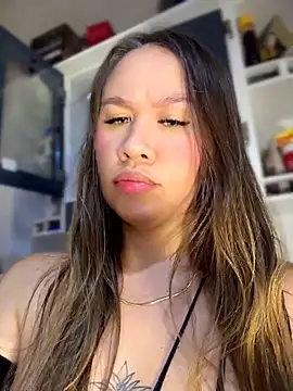 Emiily lee online show from May 2026 04:50:01 AM