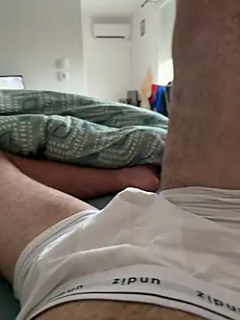 sudistept online show from May 2026 06:20:01 PM