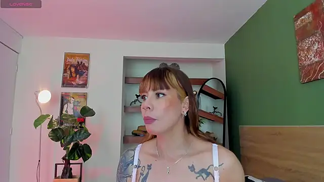 iriiina veneno online show from May 2026 12:50:01 AM