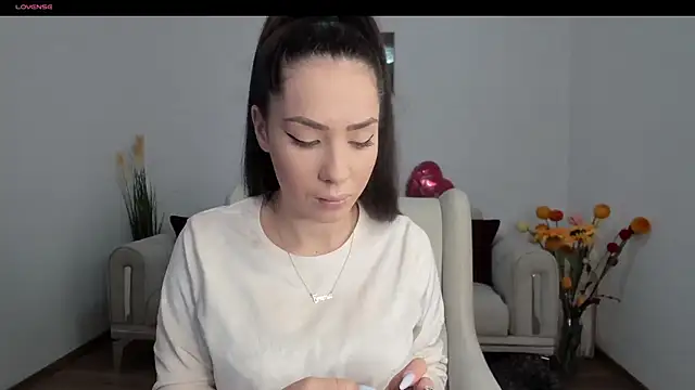 Emmapmg online show from February 2025 11:52:01 AM