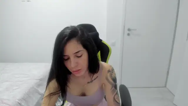 Emmapmg online show from April 2026 08:23:01 AM