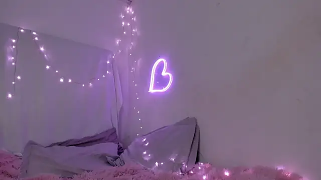 BonnieCute  online show from December 2024 12:03:01 PM